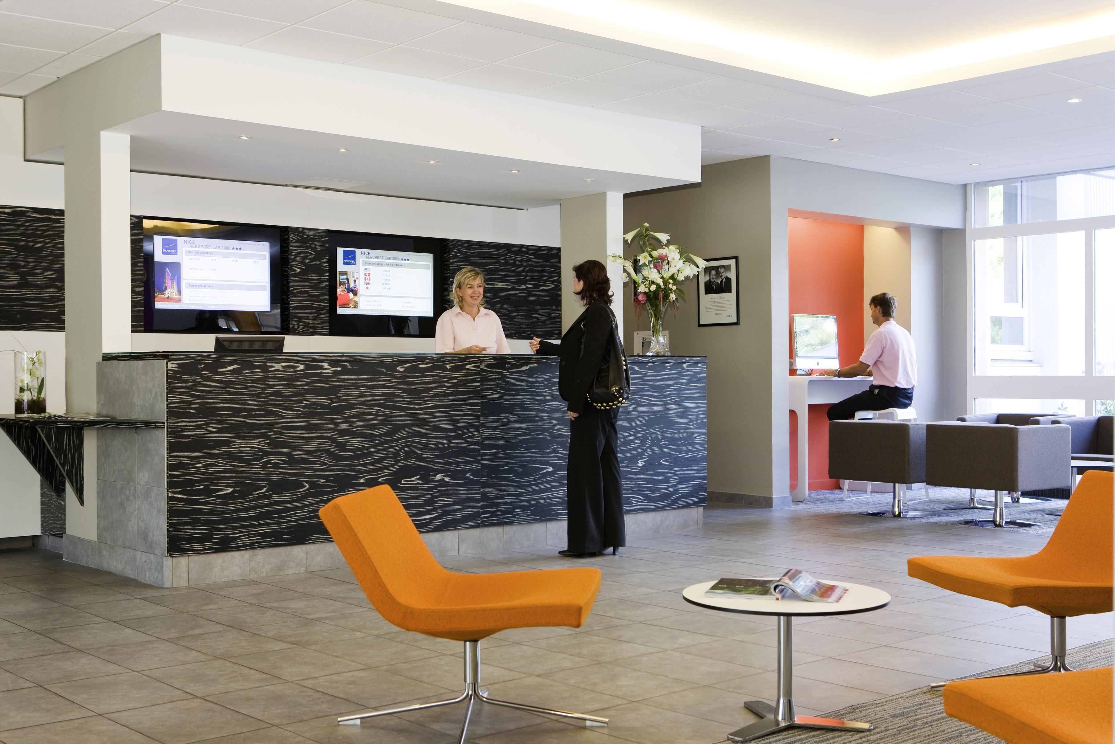 Novotel Nice Aeroport Cap 3000 Saint-Laurent-du-Var Exterior photo